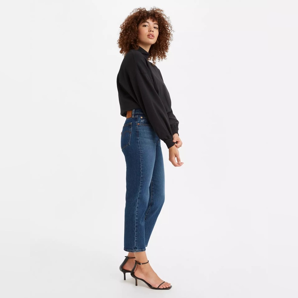 Levi's® Premium
WEDGIE STRAIGHT FIT WOMEN'S JEANS - Picture 4 of 12